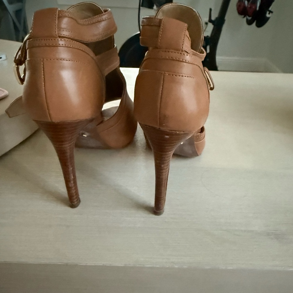 Michael Kors Tan Strappy Heels - Picture 2 of 4